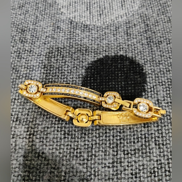JBK Jackie Kennedy Camrose Kross Rhinestone Bracelet Gold Tone - Picture 4 of 9
